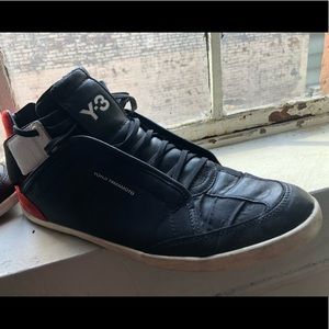 Gently Used Men’s y-3 sneakers 11 - 11.5